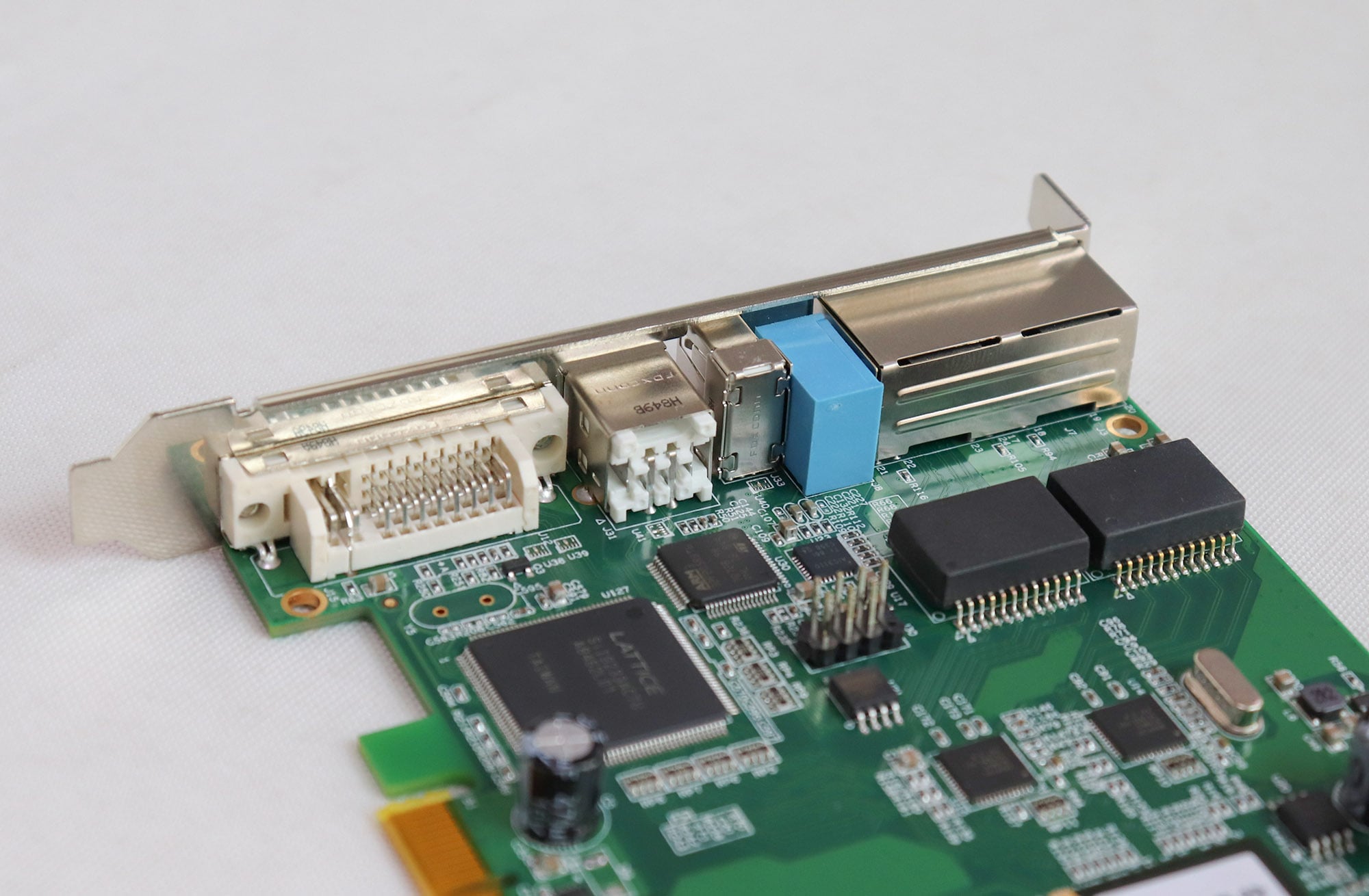 Colorlight S2 LED Display Sender Card sebakeng sa Colorlight IT7 LED Controller Card
