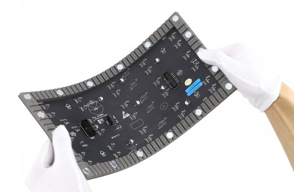 P4 Indoor 320x160mm Full Color Soft Flexible LED Screen Module